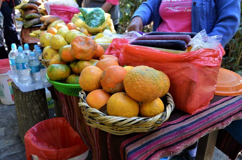 Peru - Treking na Machu Picchu, folklorna prestolnica Puno in jezero Titicaca (2.del)