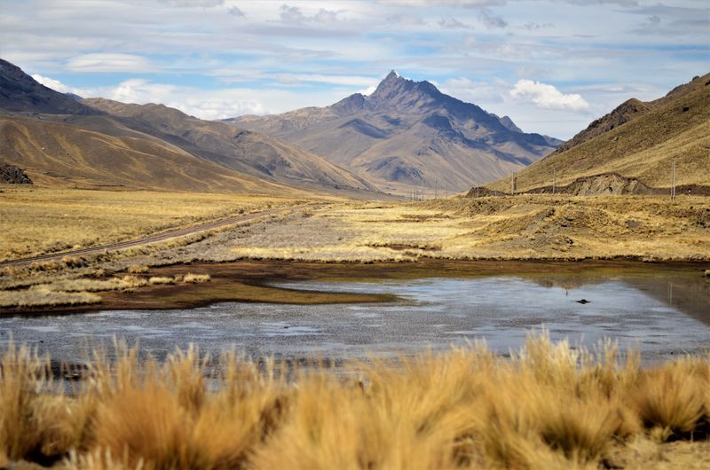 Peru - Treking na Machu Picchu, folklorna prestolnica Puno in jezero Titicaca (2.del)