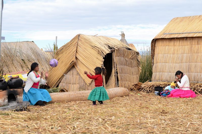 Peru - Treking na Machu Picchu, folklorna prestolnica Puno in jezero Titicaca (2.del)