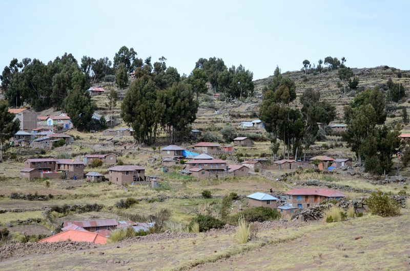 Peru - Treking na Machu Picchu, folklorna prestolnica Puno in jezero Titicaca (2.del)