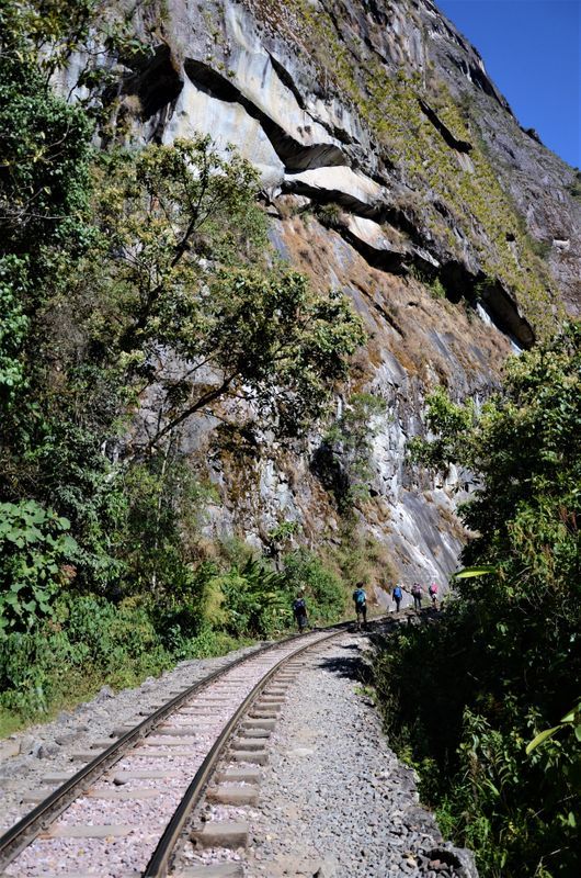 Peru - Treking na Machu Picchu, folklorna prestolnica Puno in jezero Titicaca (2.del)