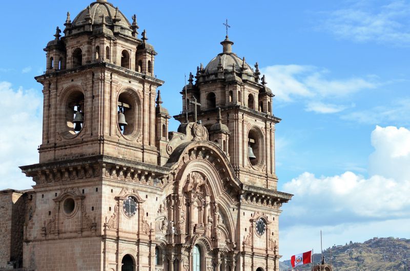 Peru - Treking na Machu Picchu, folklorna prestolnica Puno in jezero Titicaca (2.del)