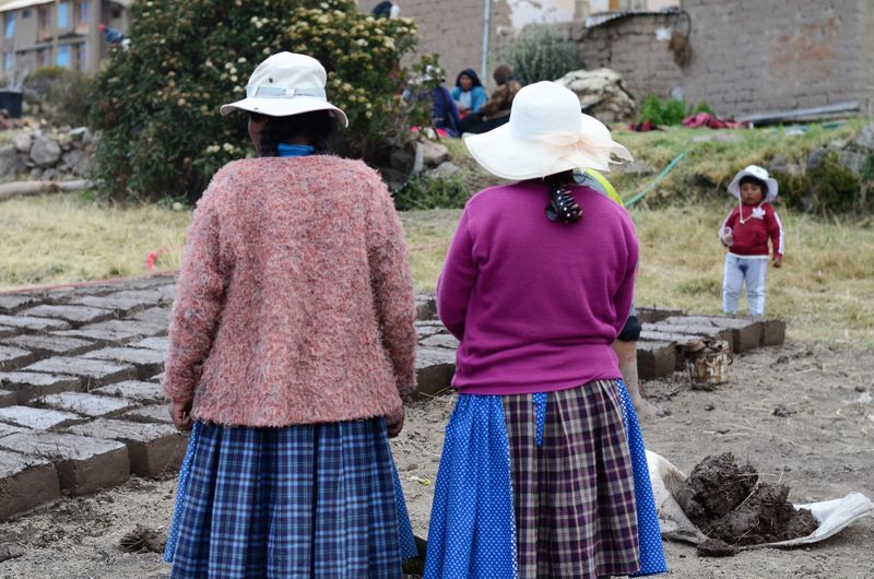 Peru - Treking na Machu Picchu, folklorna prestolnica Puno in jezero Titicaca (2.del)