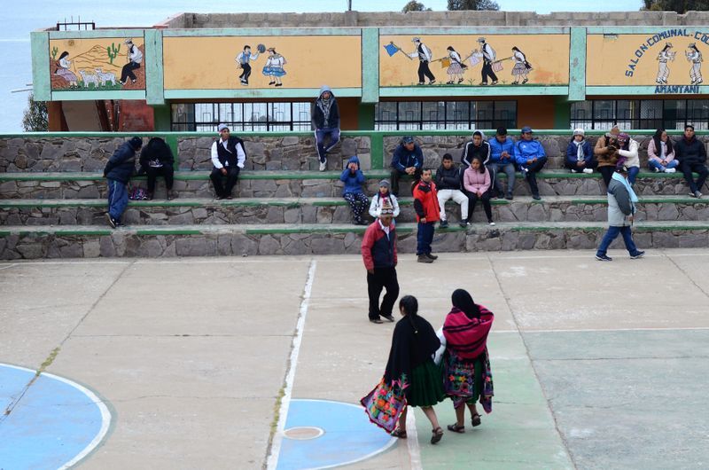 Peru - Treking na Machu Picchu, folklorna prestolnica Puno in jezero Titicaca (2.del)